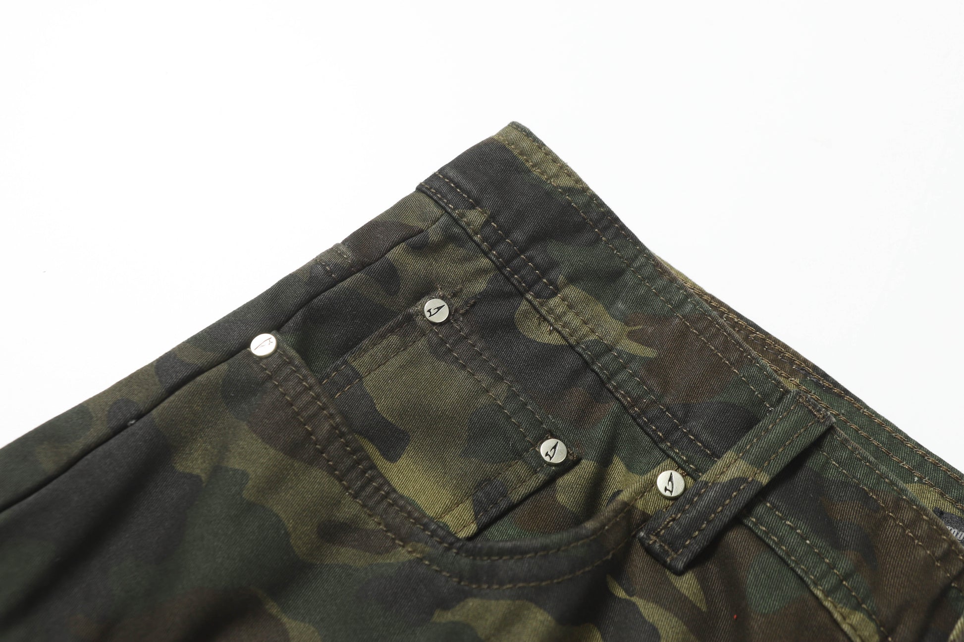 Multi-Pocket | Camouflage Cargo Shorts - Luxuryurbanwear
