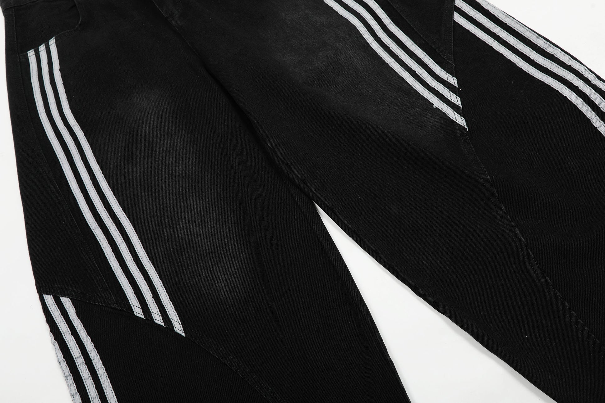 Striped Stitching | Washed Barrel Jeans - Luxuryurbanwear