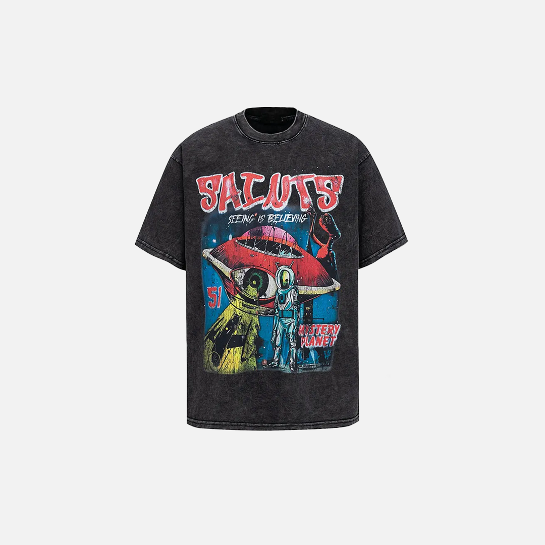 Graphic Vintage Black UFO Alien T-Shirt - Luxuryurbanwear
