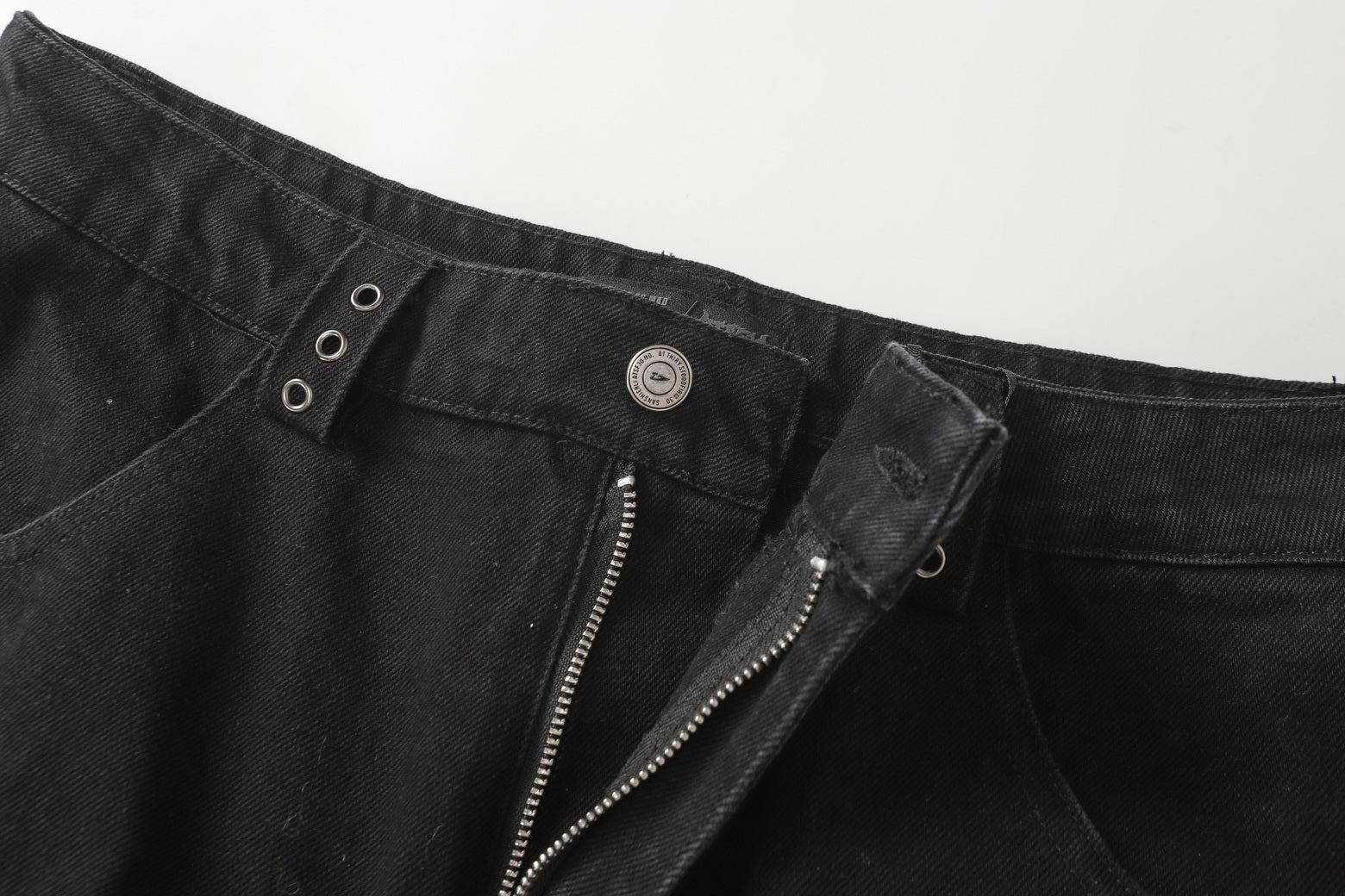 Two-Tone Fade Wash | Wide Jeans - Luxuryurbanwear