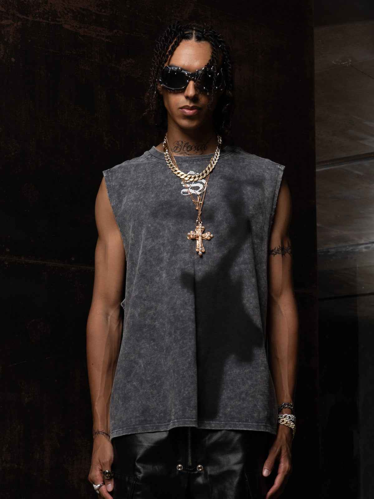Cross-Print Distressed Washed Vest
