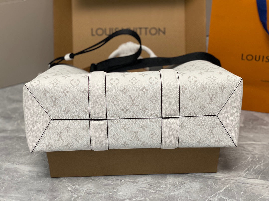 Luxury Bag Monogram M0987 sneakerhypes