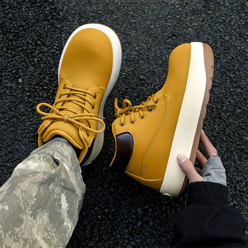 Neo Ground T84 Moon Boots - Luxuryurbanwear