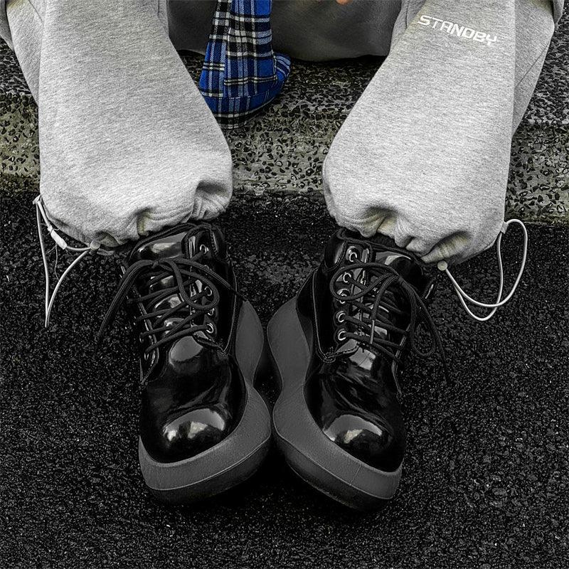 Neo Ground T84 Moon Boots - Luxuryurbanwear