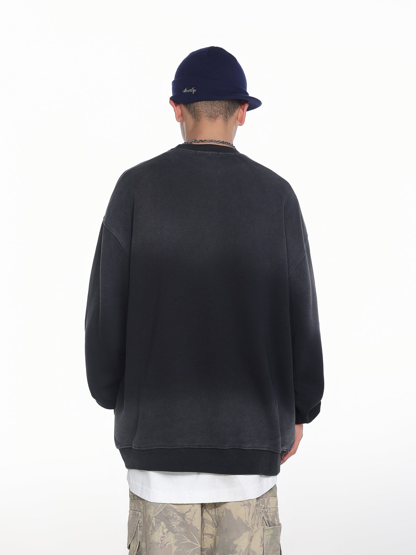 Embroidered Graphic Gradient | Casual Sweatshirt - Luxuryurbanwear