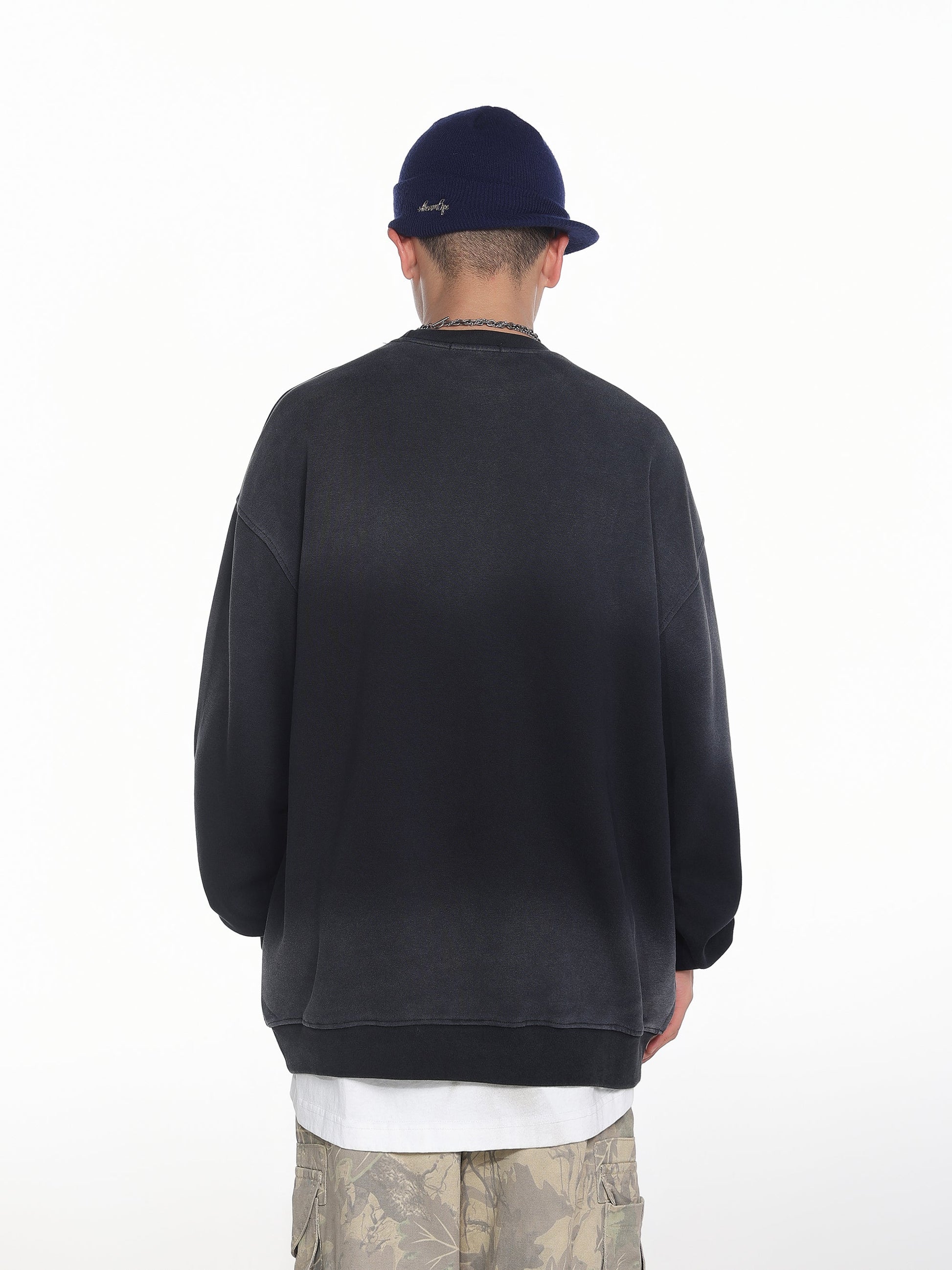 Embroidered Graphic Gradient | Casual Sweatshirt - Luxuryurbanwear