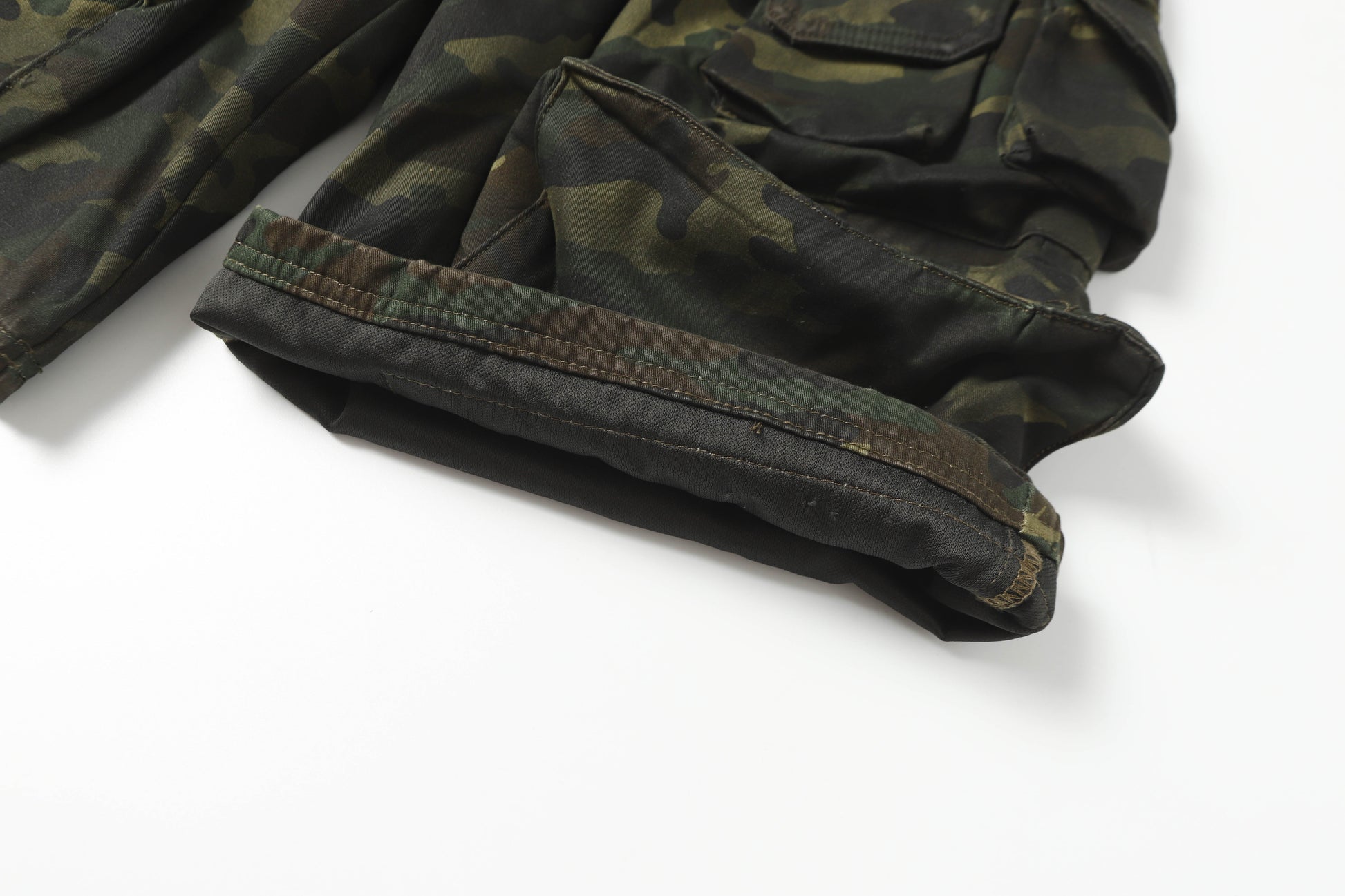 Multi-Pocket | Camouflage Cargo Shorts - Luxuryurbanwear