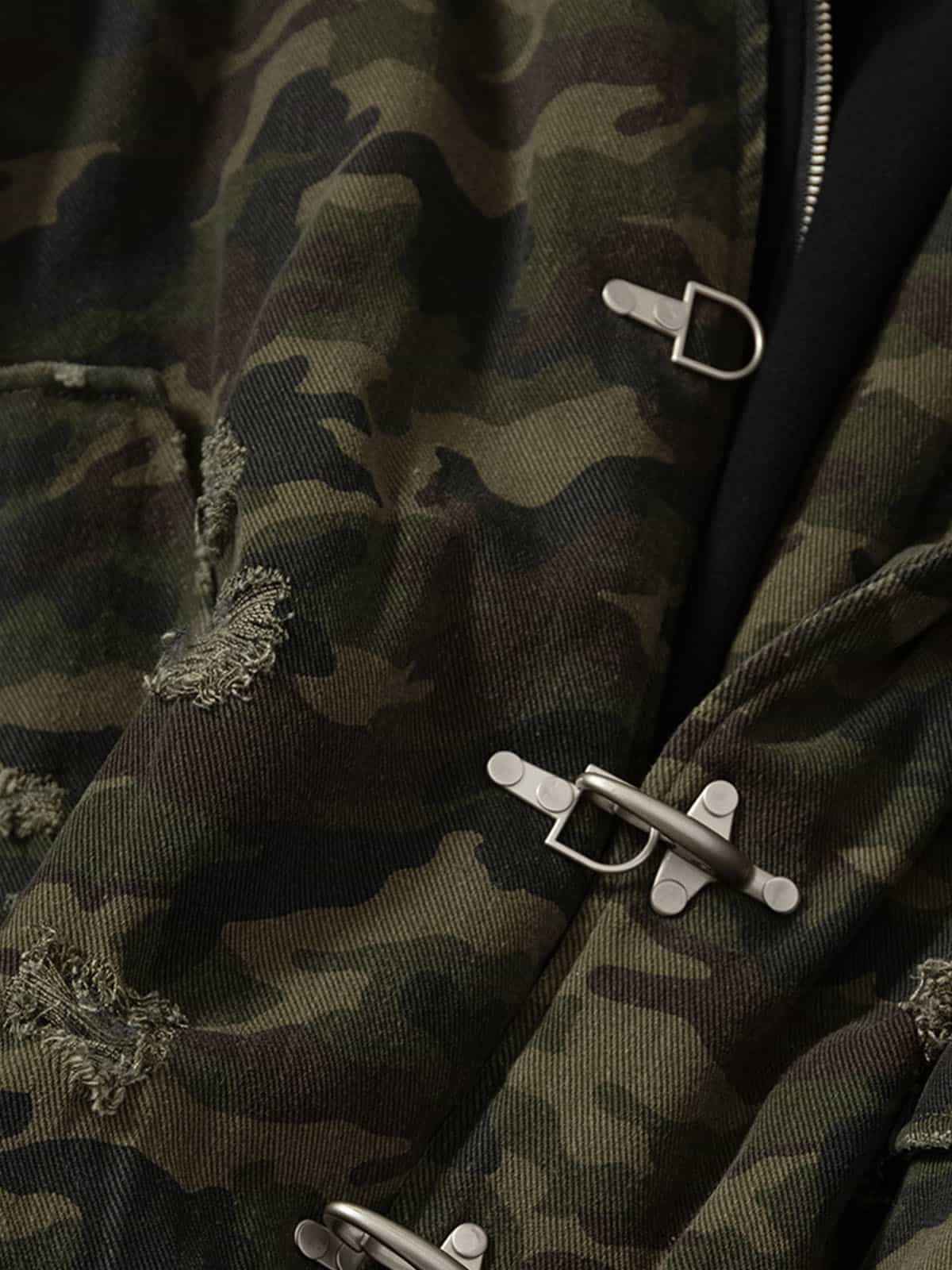 Retro Camouflage Faux Layered Metal Buckle Padded Jacket