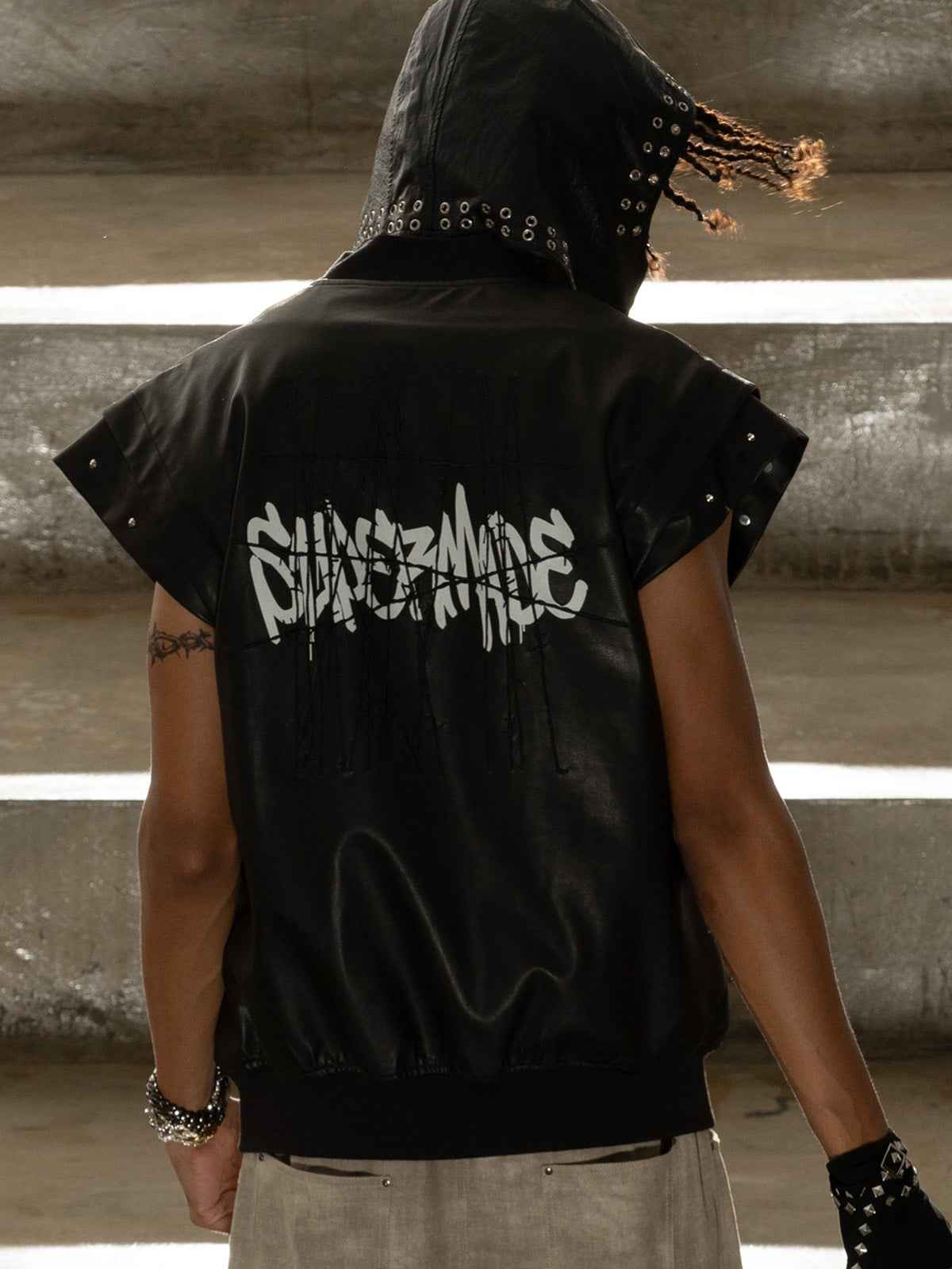Thorn Destruction Frame Pattern Leather Vest