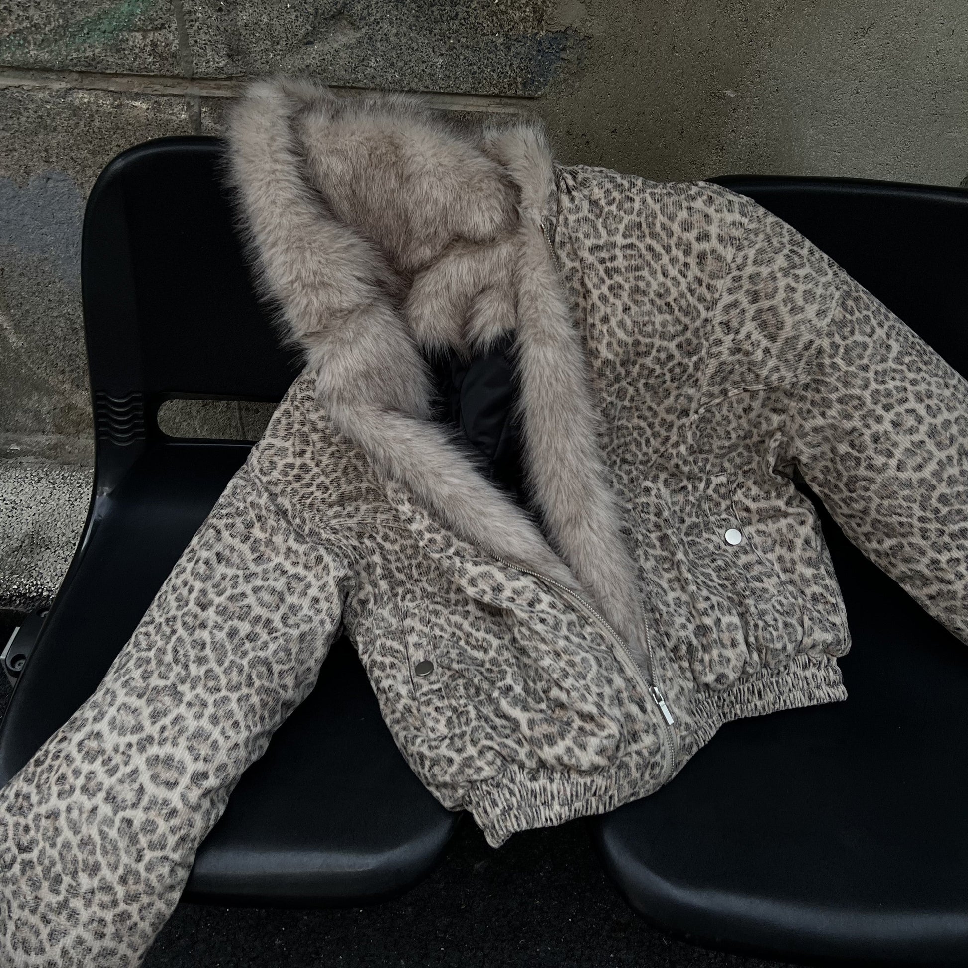 Leopard Patterned / Faux Fur Jacket - Luxuryurbanwear