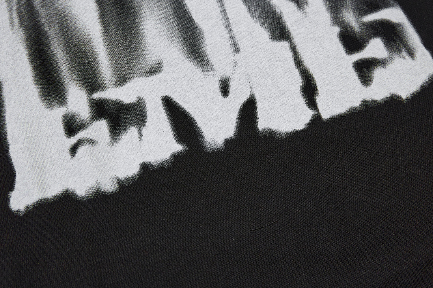 MADE | Graphic T-shirt - Luxuryurbanwear