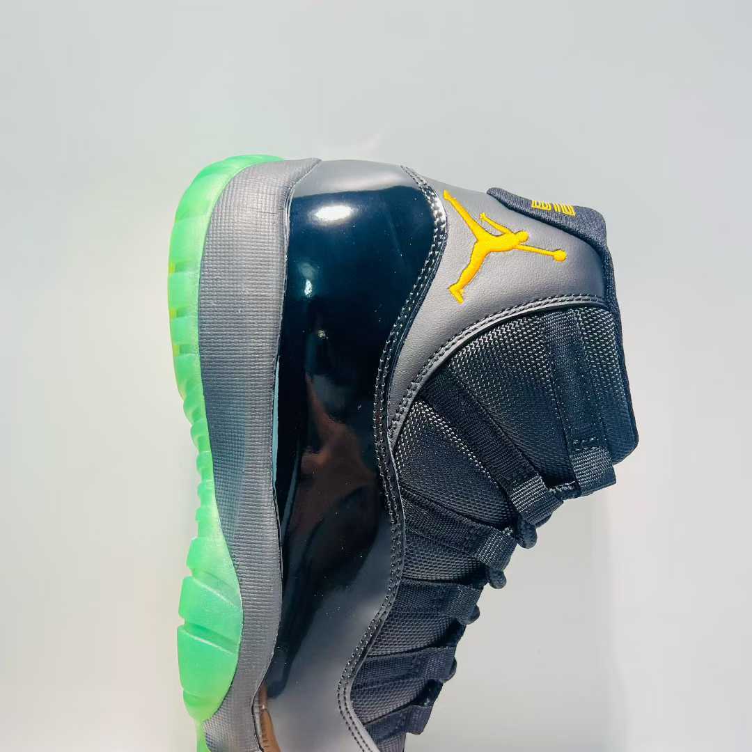 Air Jordan 11 Retro CT8012 037