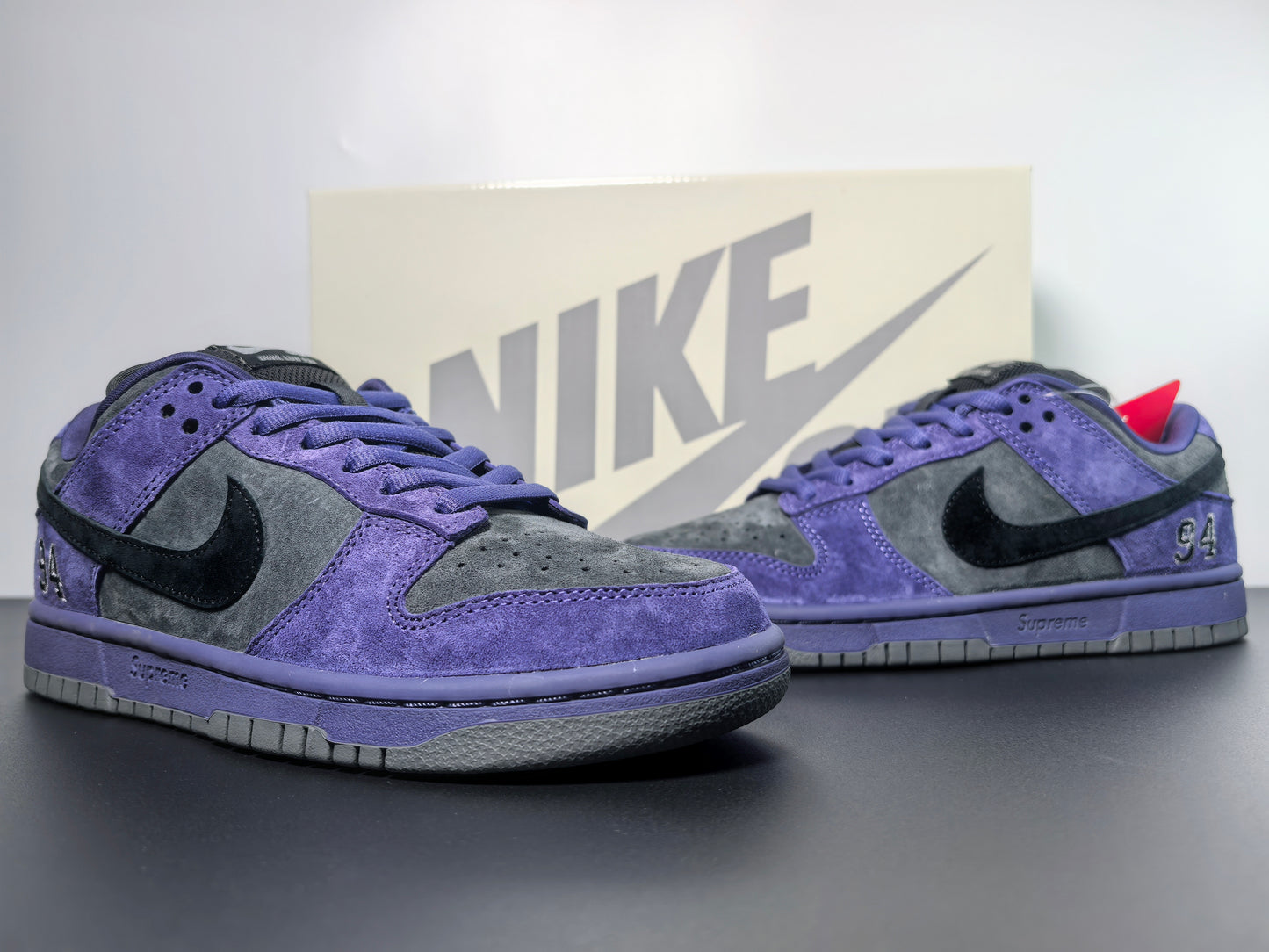 Supreme x Dunk SB LOW PRO OG QS