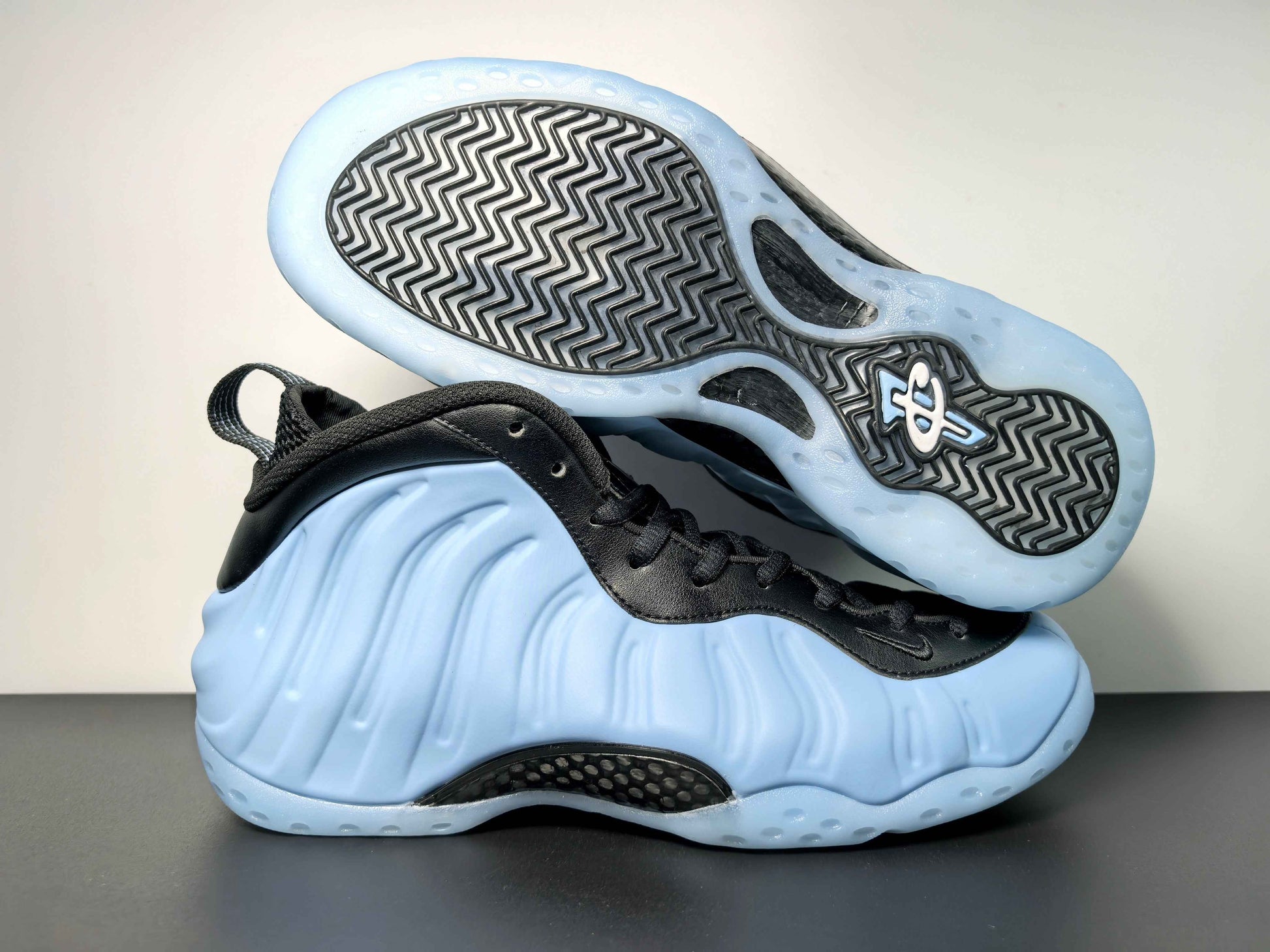 Nike Air Foamposite One “Psychic Blue”