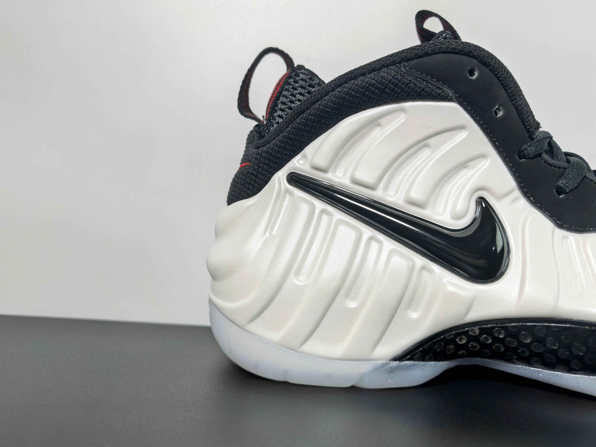 Nike Air Foamposite Pro 2025 'Pearl'