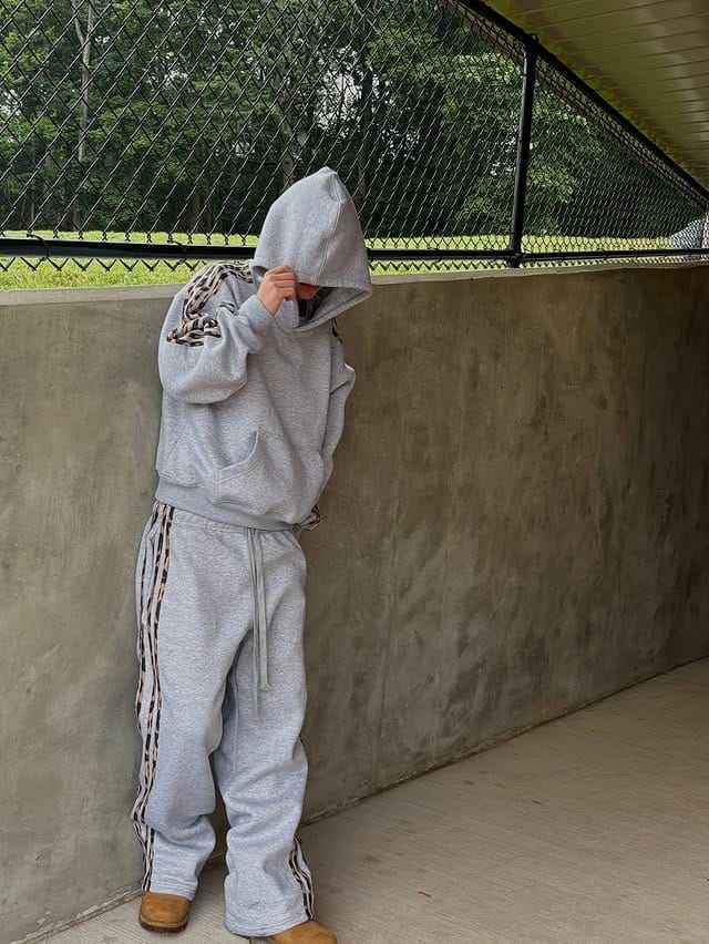 Outfit V2