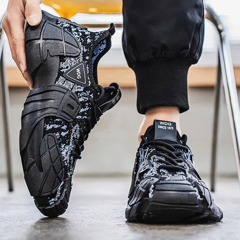 Metro Pace T84 Sneakers - Luxuryurbanwear