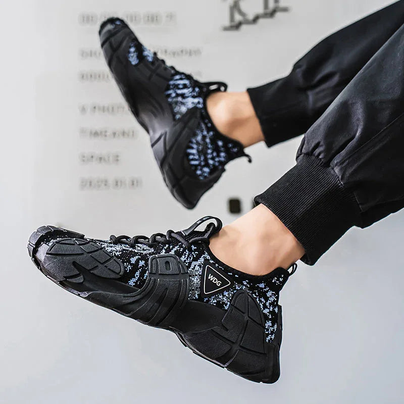 Metro Pace T84 Sneakers - Luxuryurbanwear