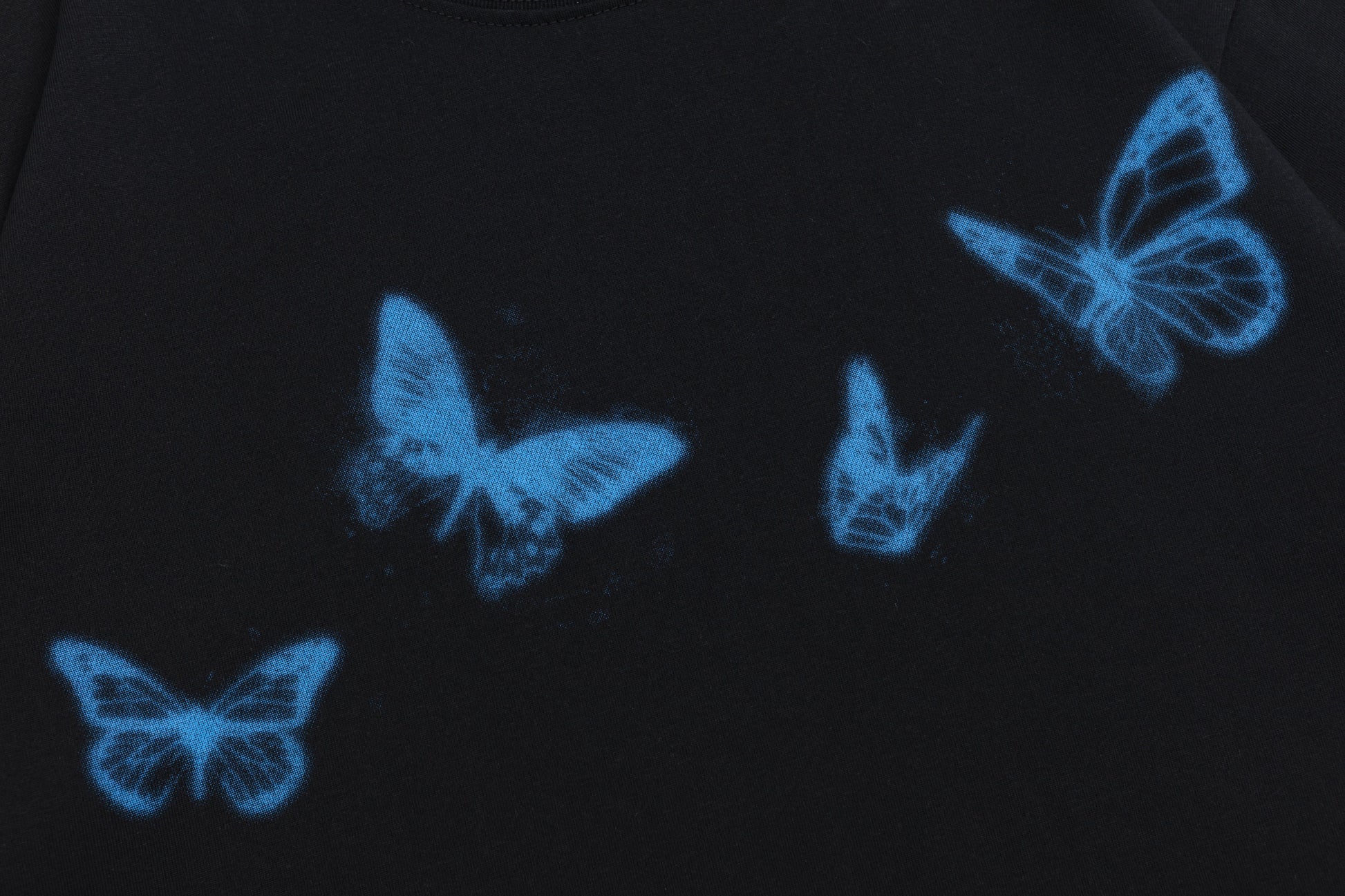 Glow Butterflies | Graphic T-shirt - Luxuryurbanwear