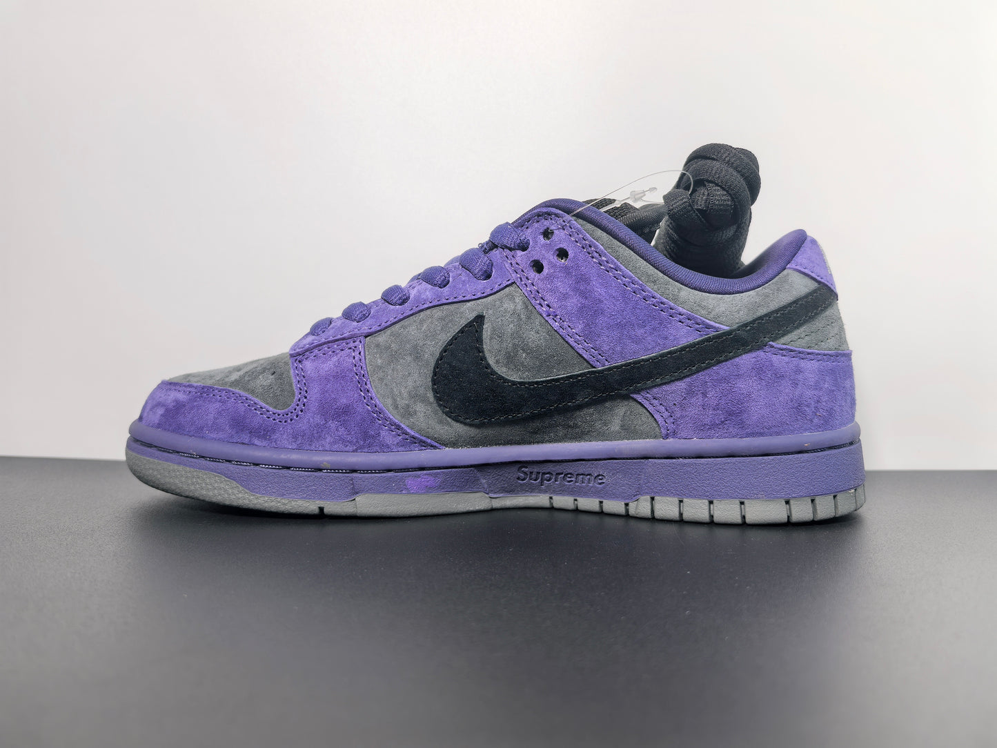 Supreme x Dunk SB LOW PRO OG QS