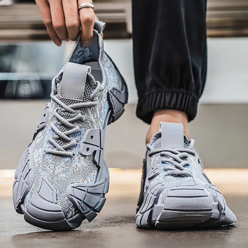 Metro Pace T84 Sneakers - Luxuryurbanwear