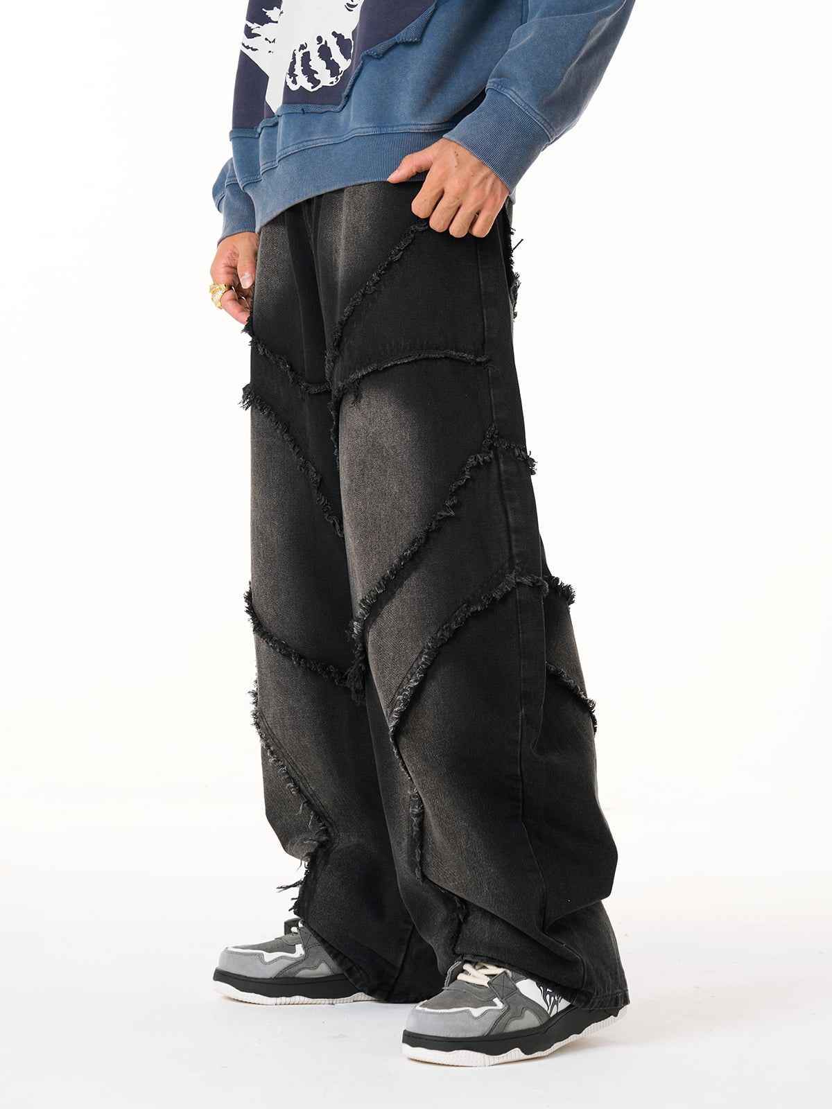 Washed Distressed Raw Edge Barrel Jeans - 2402