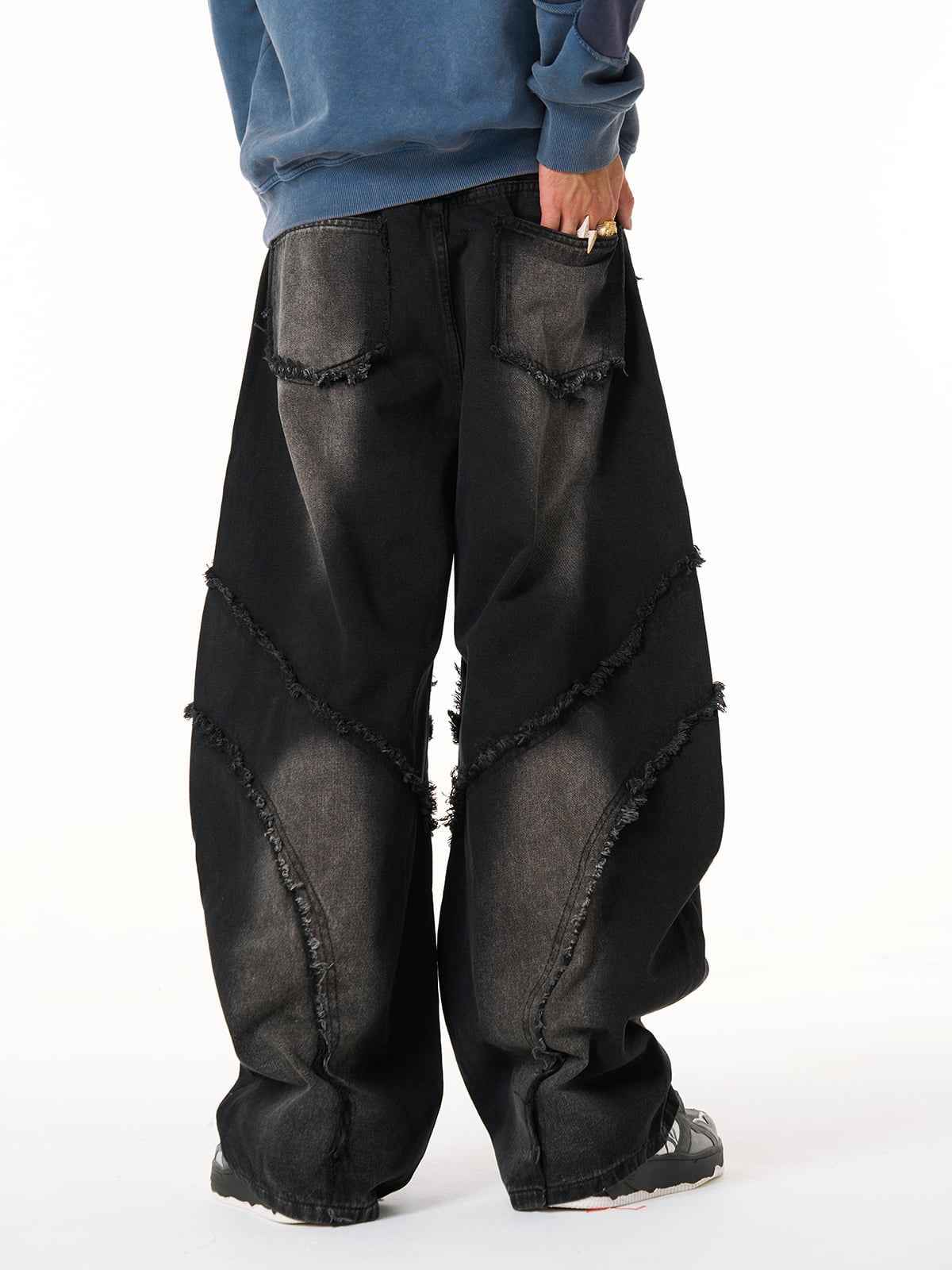 Washed Distressed Raw Edge Barrel Jeans - 2402