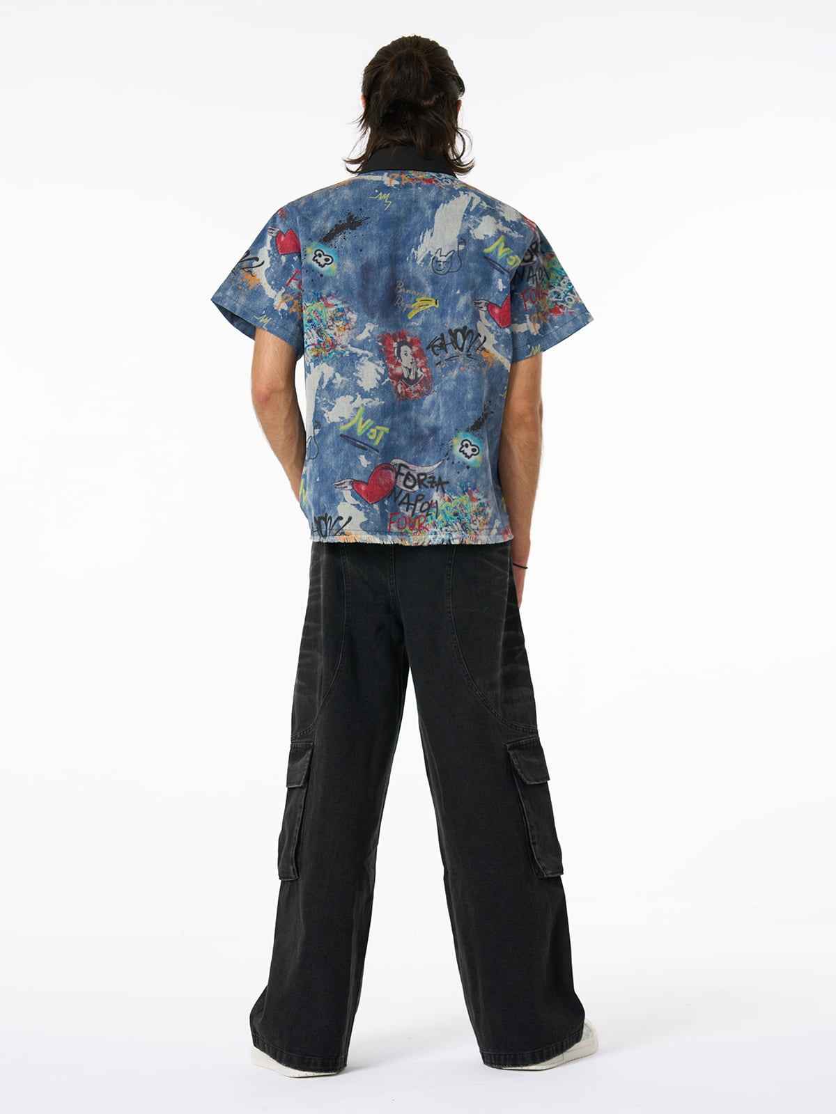 Washed Distressed Multi-Pocket Cargo Jeans