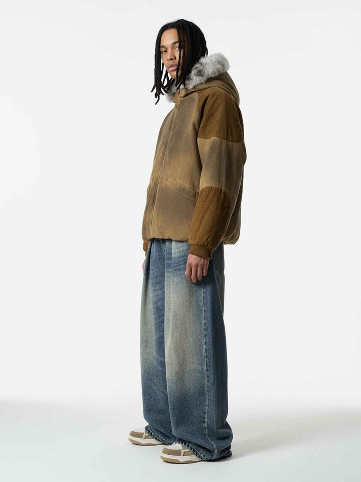 Vintage Washed Pleated Wide-Leg Jeans