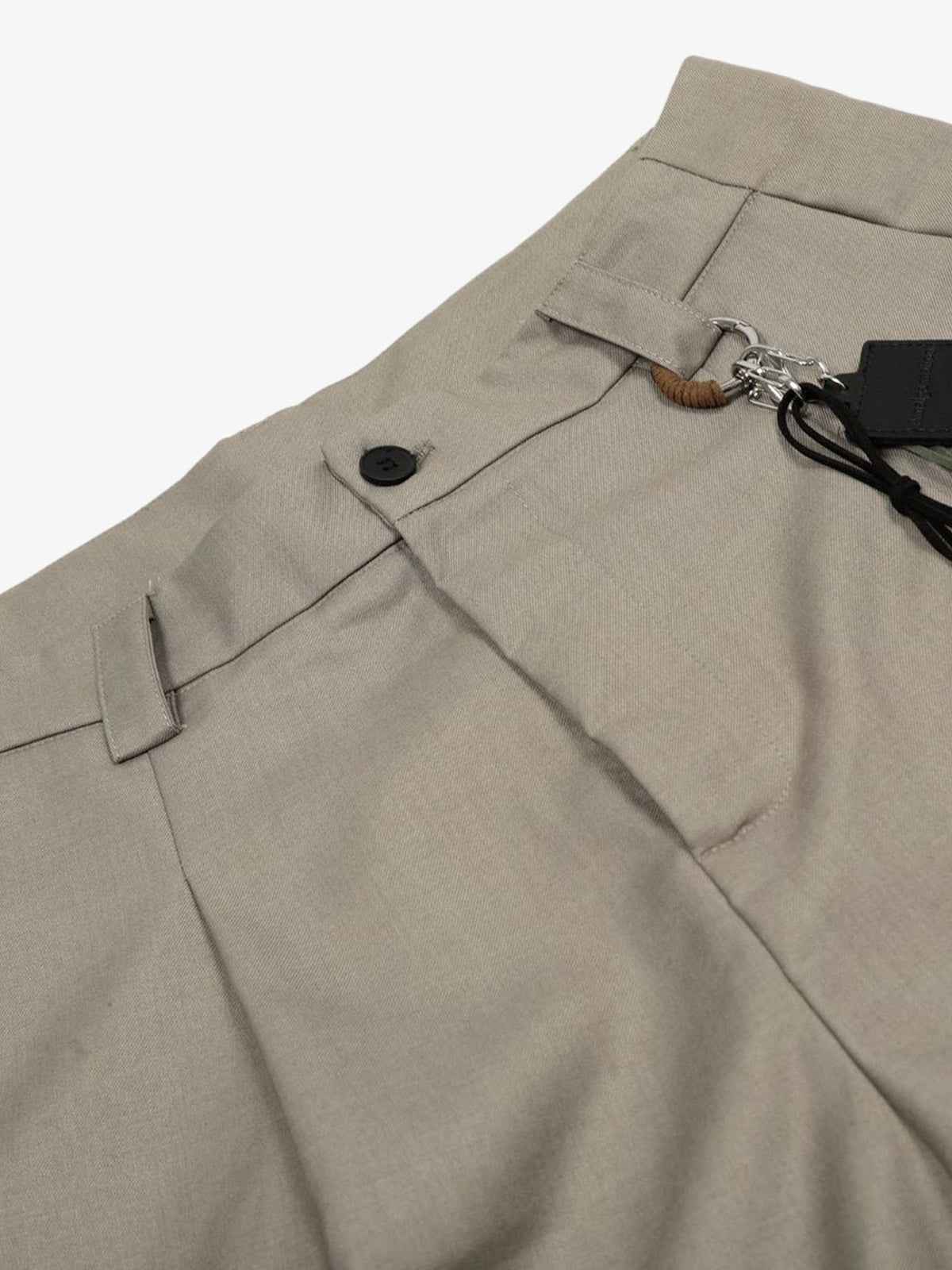 Deconstructed Pleated Pendant Casual Jorts
