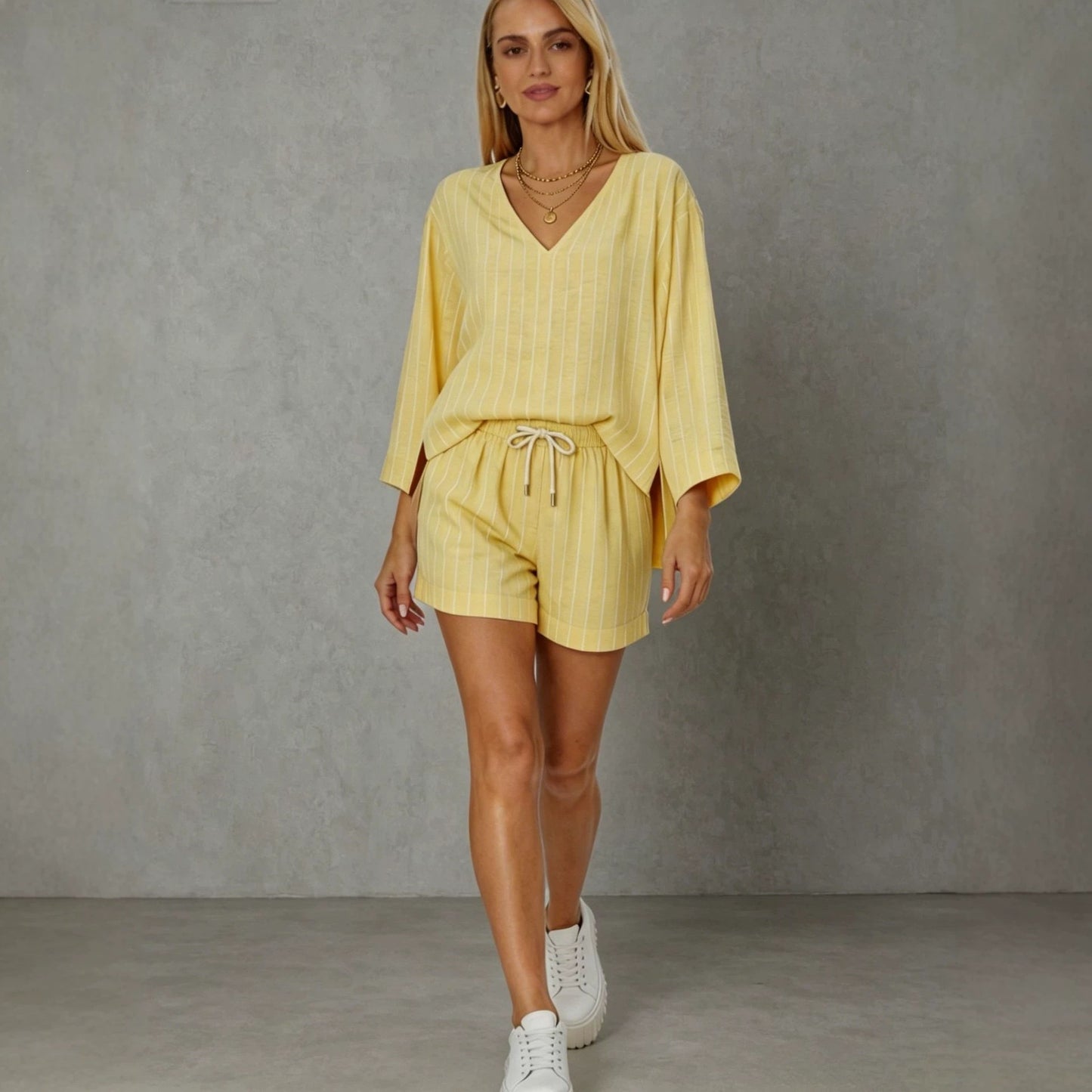 Loose V-neck long sleeved shorts striped set