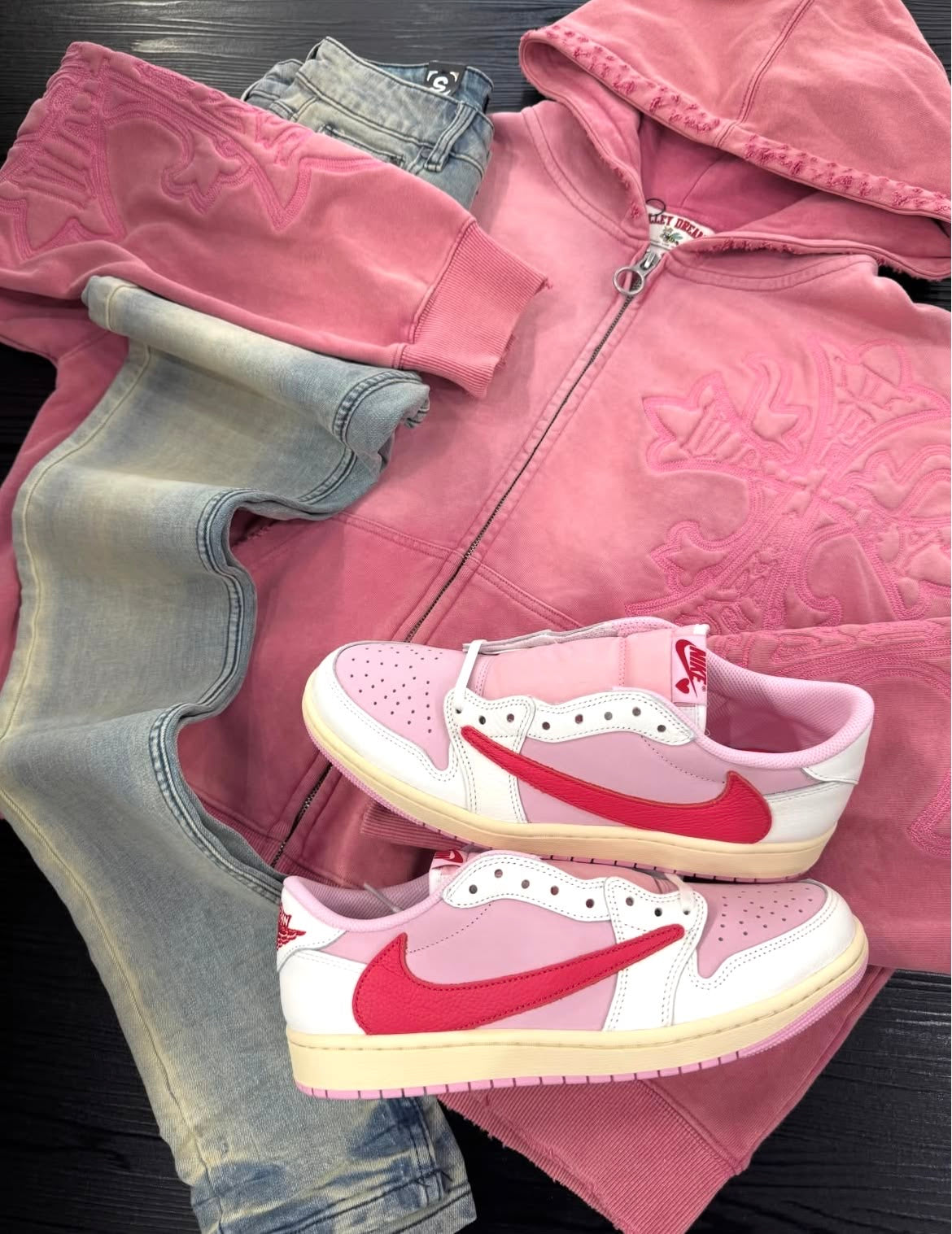 Travis Scott x Air Jordan 1 Low OG