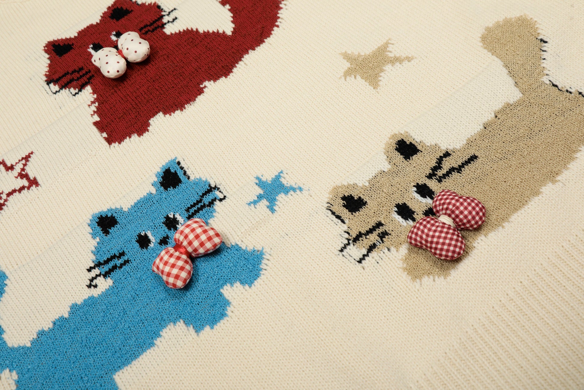 Bow Cats | Cozy Cartoon Knit Sweater - Luxuryurbanwear