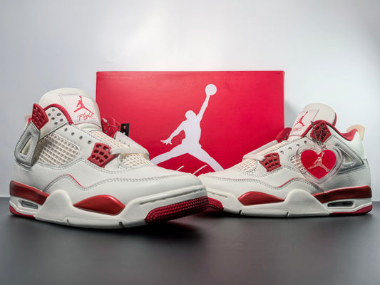 Air Jordan 4 Retro HV0823-108