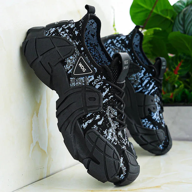 Metro Pace T84 Sneakers - Luxuryurbanwear