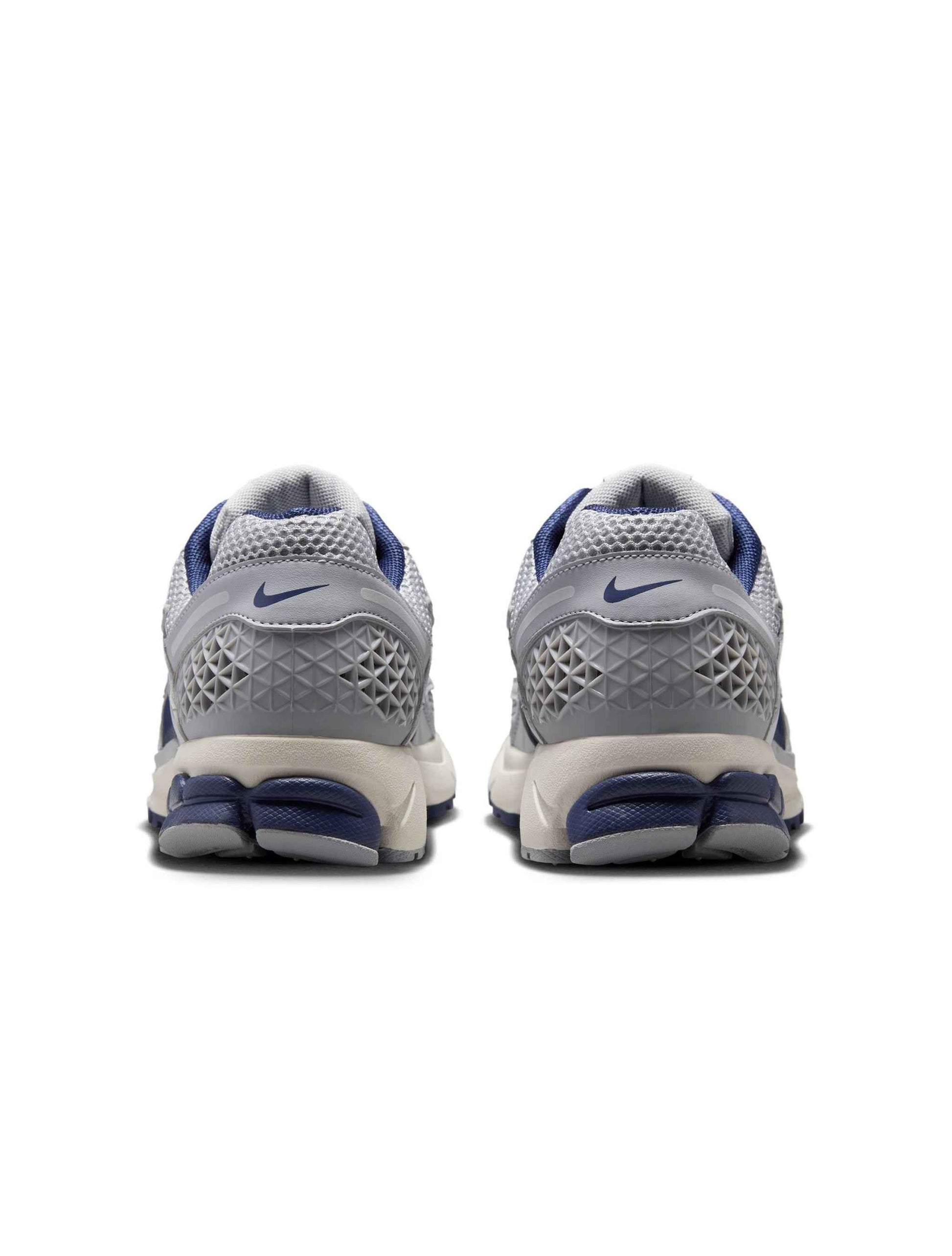 Nike Mens Zoom Vomero 5 - Wolf Grey