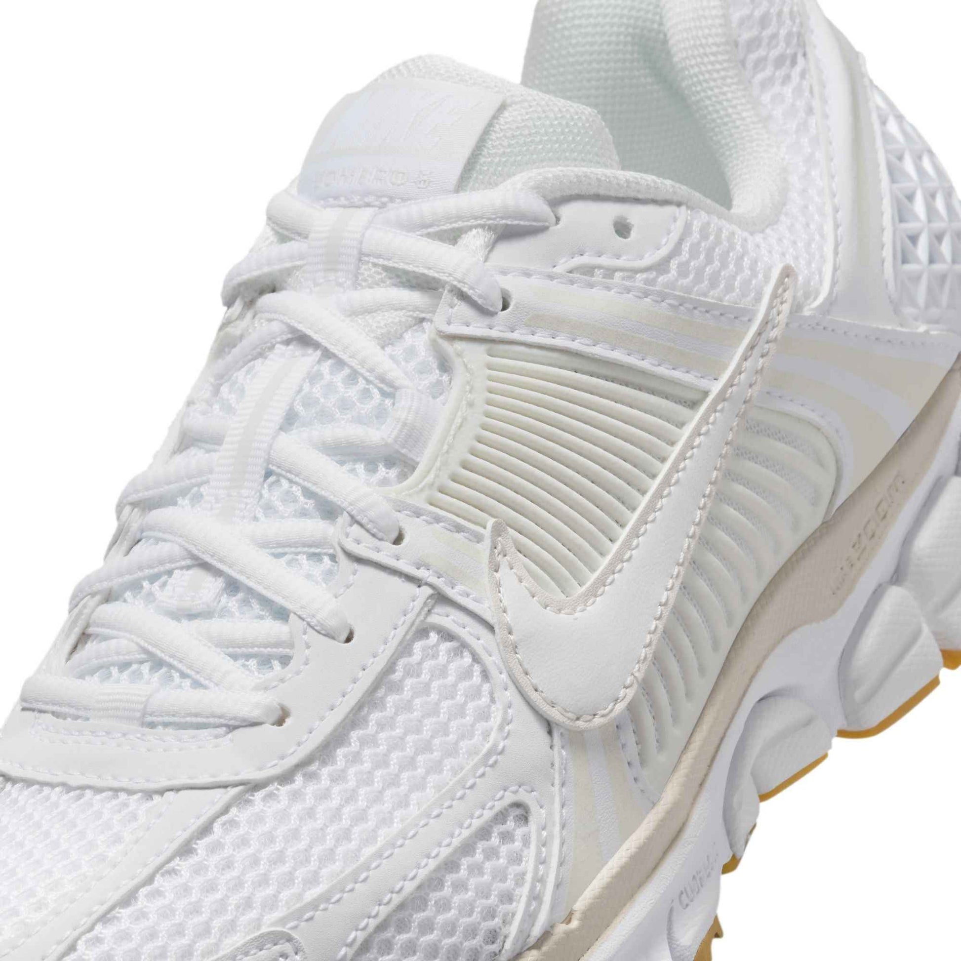 Nike Womens Zoom Vomero 5 - White/Phantom