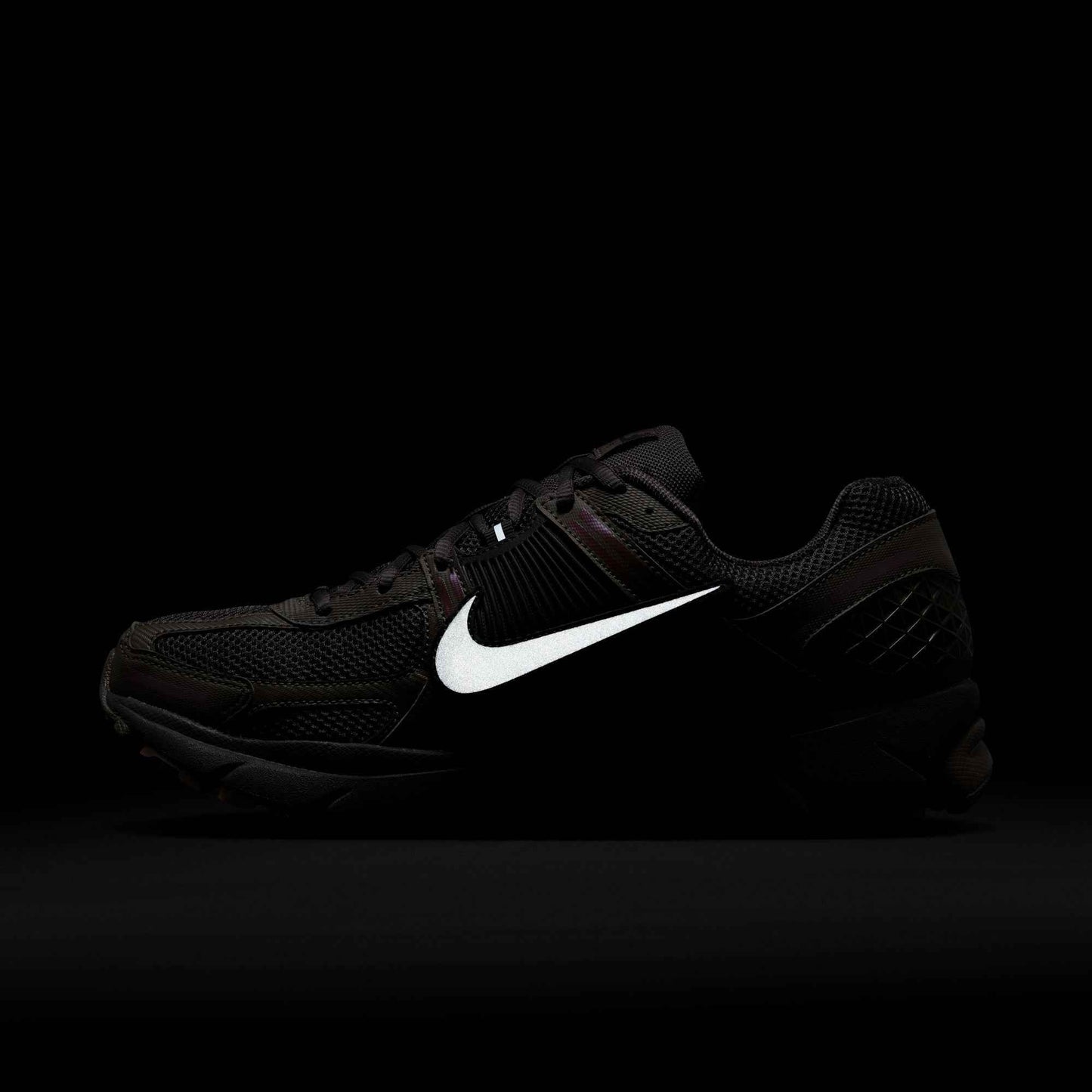 Nike Mens Zoom Vomero 5 - Cave Stone