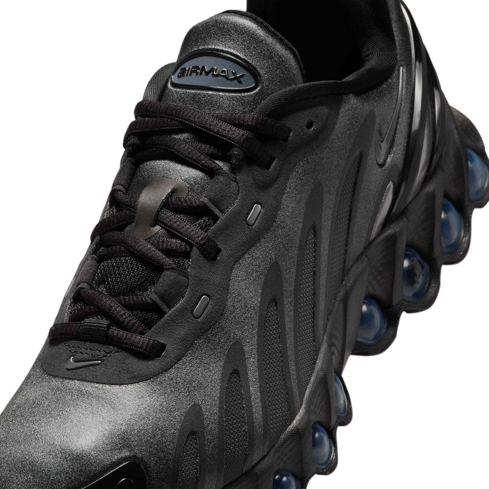 Nike Women's Air Max Dn8 - Black