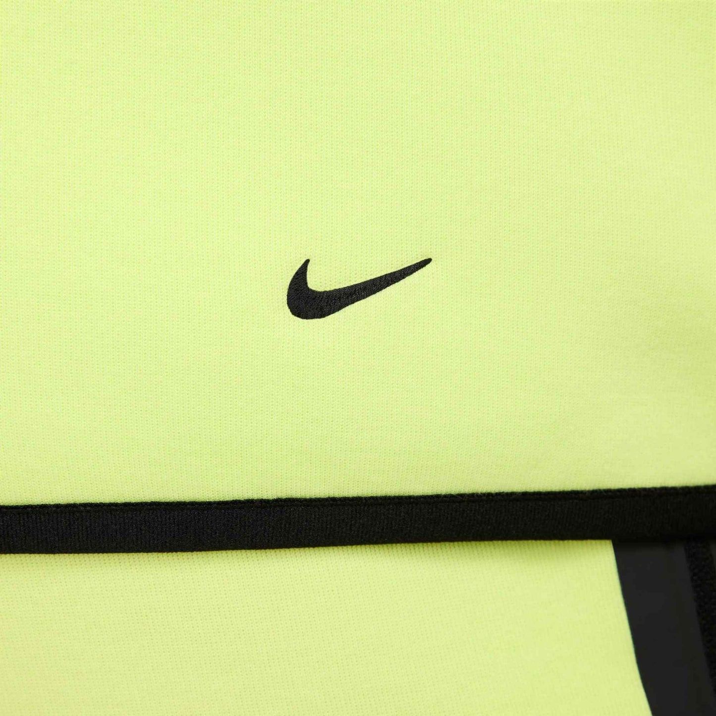 Nike Men's Tech Fleece Joggers - Light Lemon Twist