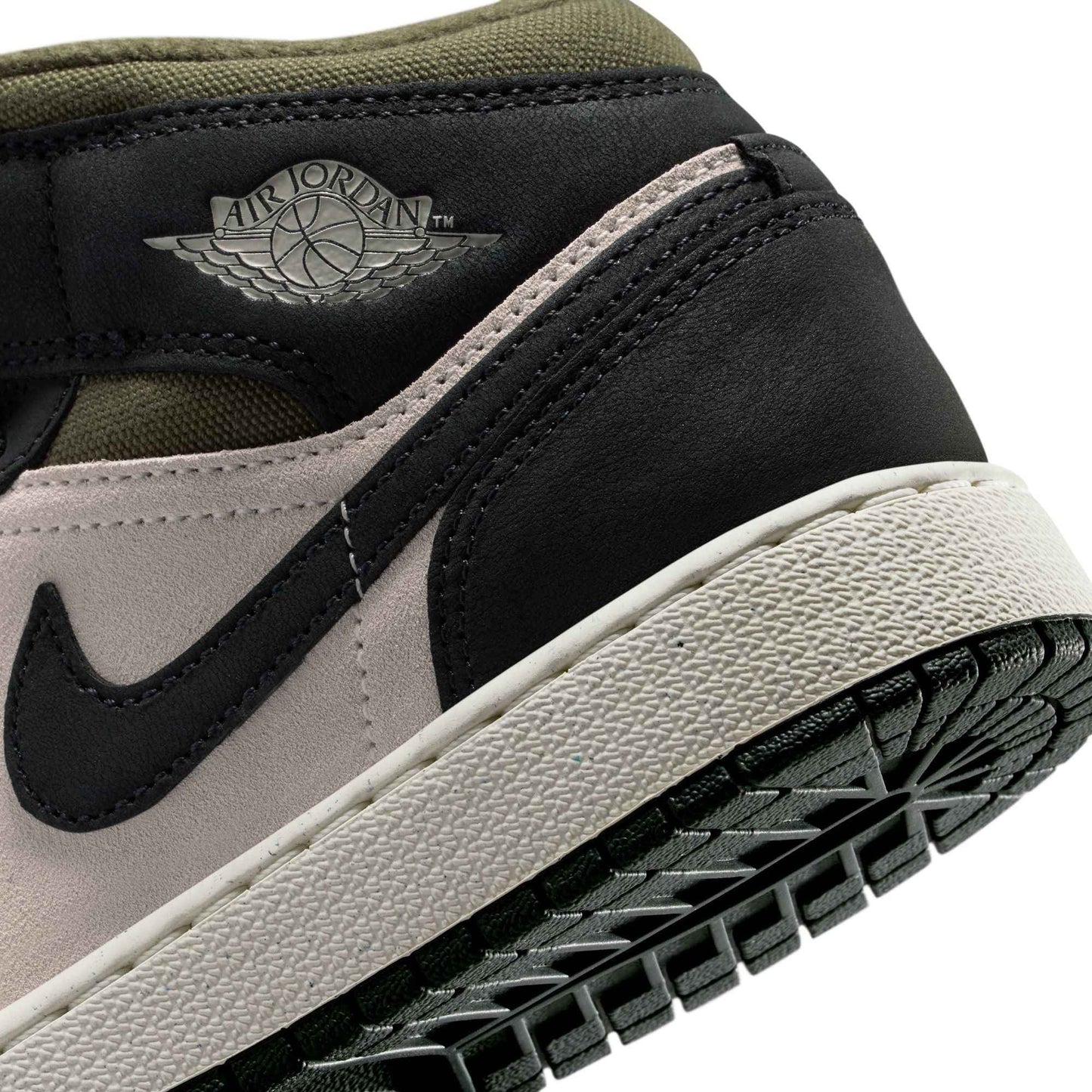 Air Jordan Big Kids 1 Mid- Light Orewood Brown