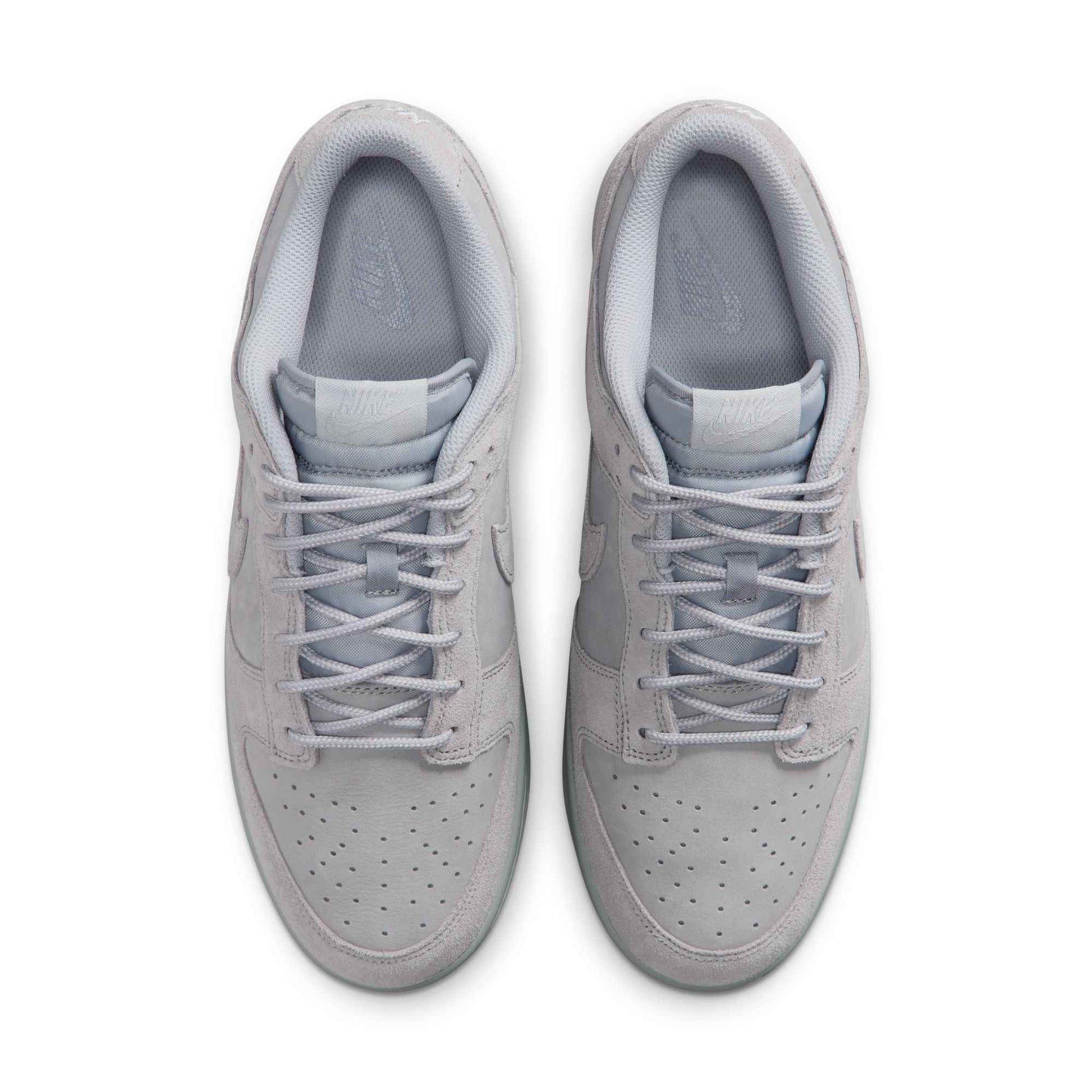 Nike Mens Dunk Low Retro SE - Wolf Grey
