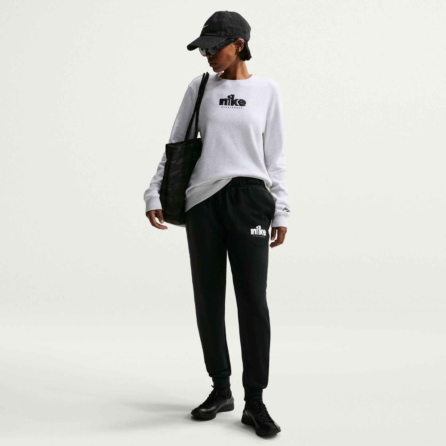 Nike Womens Mid-Rise Pants - Black