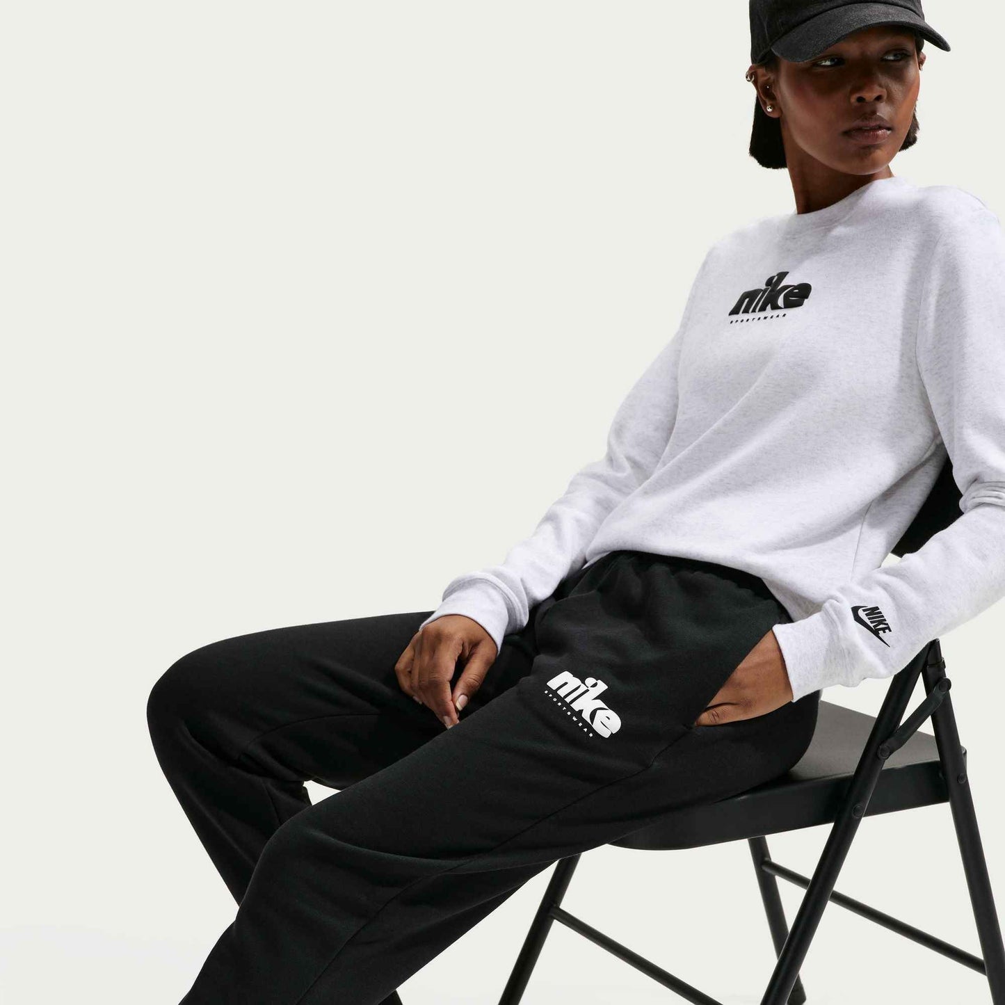 Nike Womens Mid-Rise Pants - Black