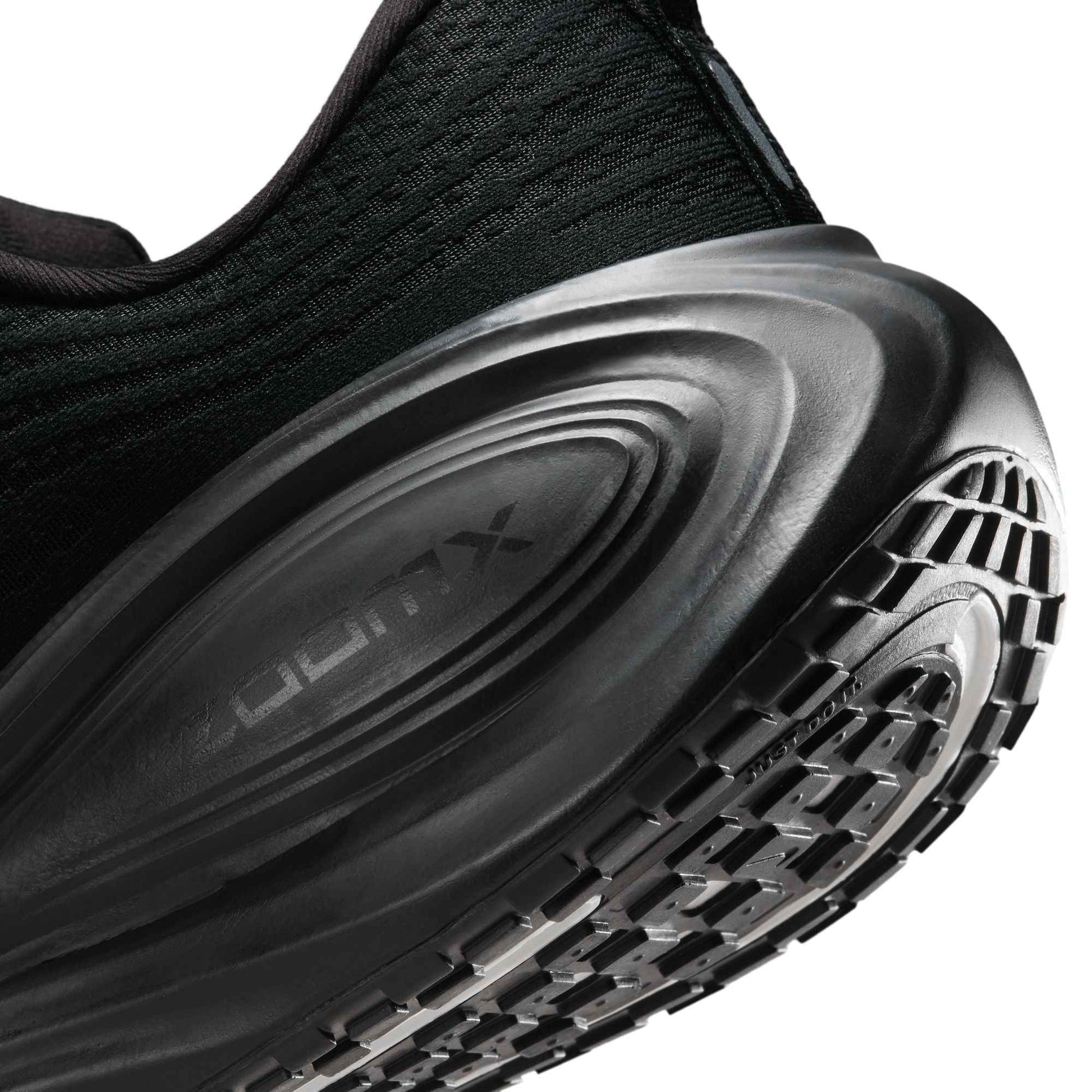Nike Mens Vomero Plus - Black