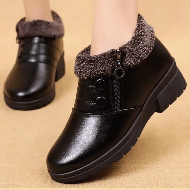 USS Shoes Clariza Women's Booties