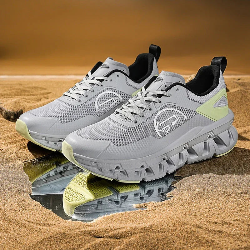 District Run T84 Sneakers - Luxuryurbanwear