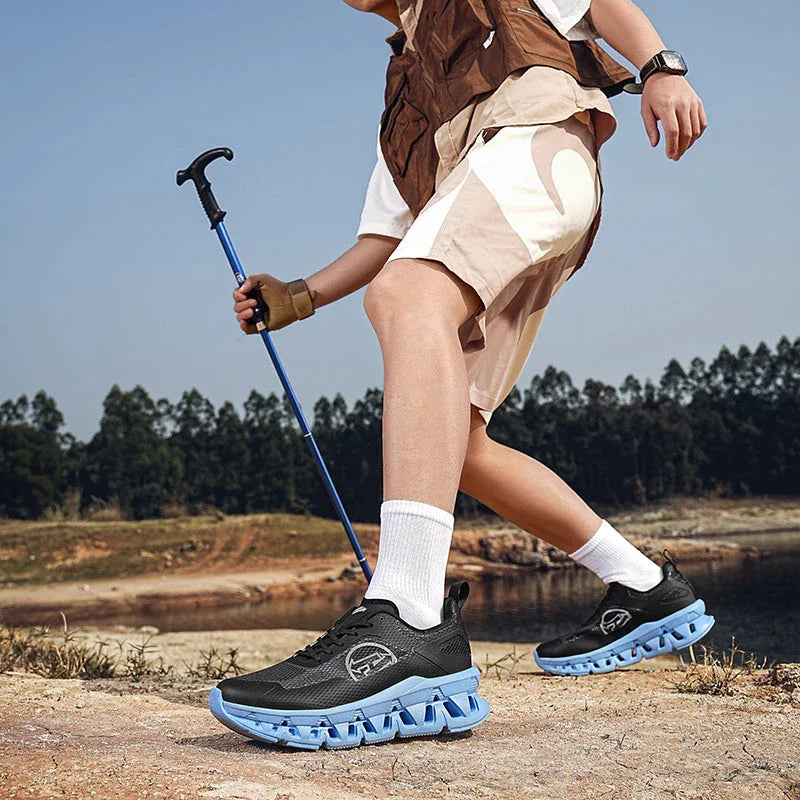 District Run T84 Sneakers - Luxuryurbanwear