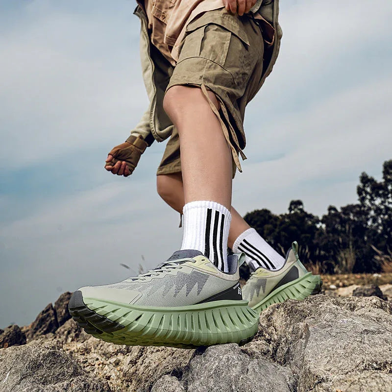 Metroform T84 Sneakers - Luxuryurbanwear