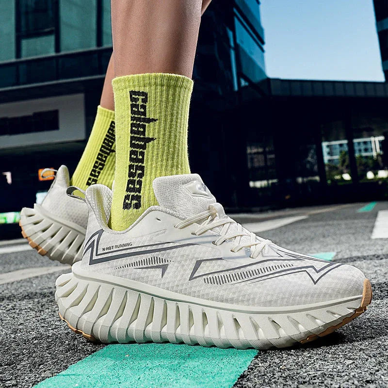 Horizon Low T84 Sneakers - Luxuryurbanwear